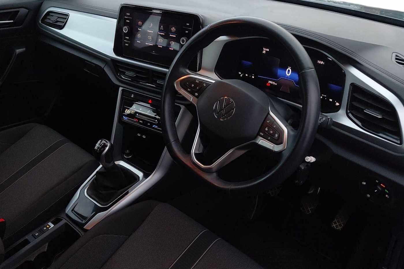 Used Volkswagen T-Roc 2023 for sale - 77177659: Photo 6