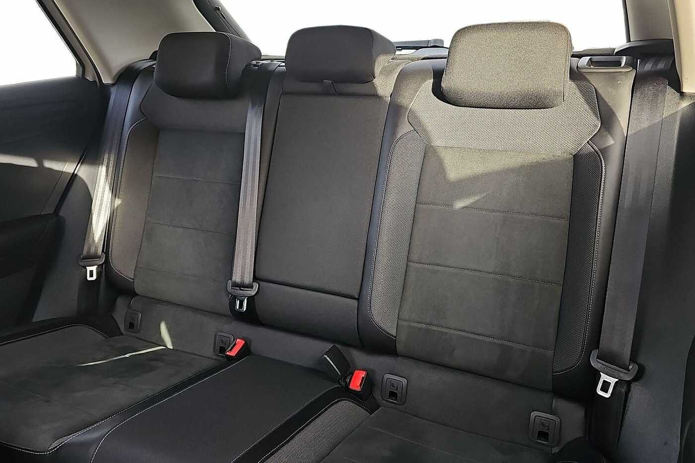 Used Volkswagen T-Roc 2023 for sale - 76635352: Photo 10