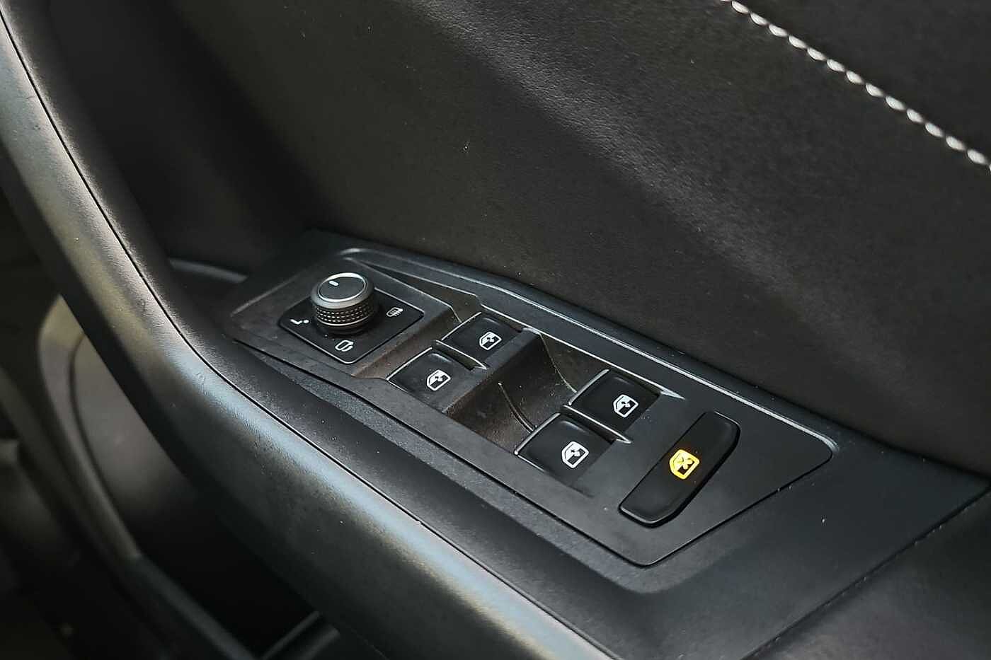 Used Volkswagen T-Roc 2023 for sale - 76635352: Photo 20