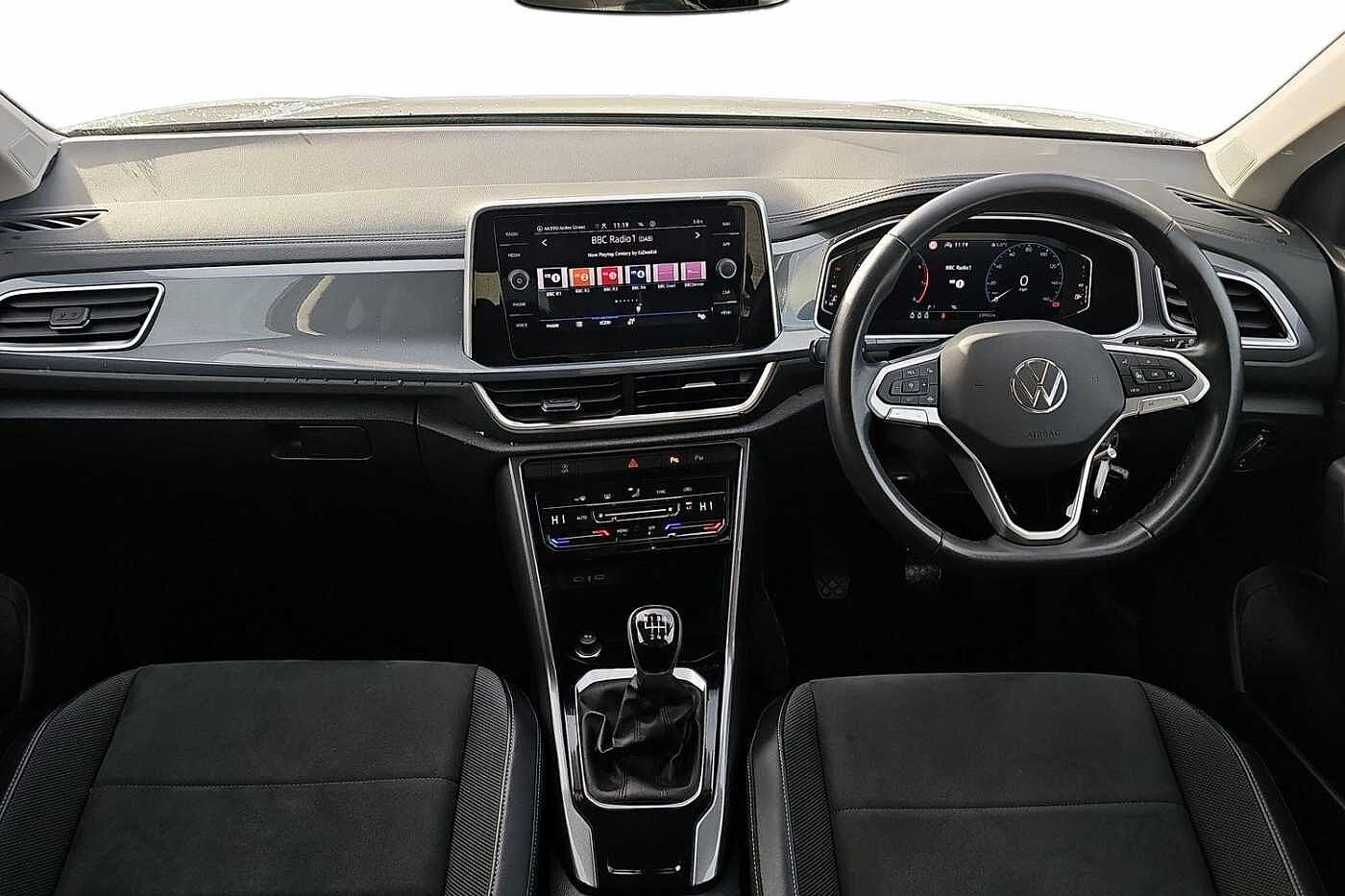 Used Volkswagen T-Roc 2023 for sale - 76635352: Photo 9