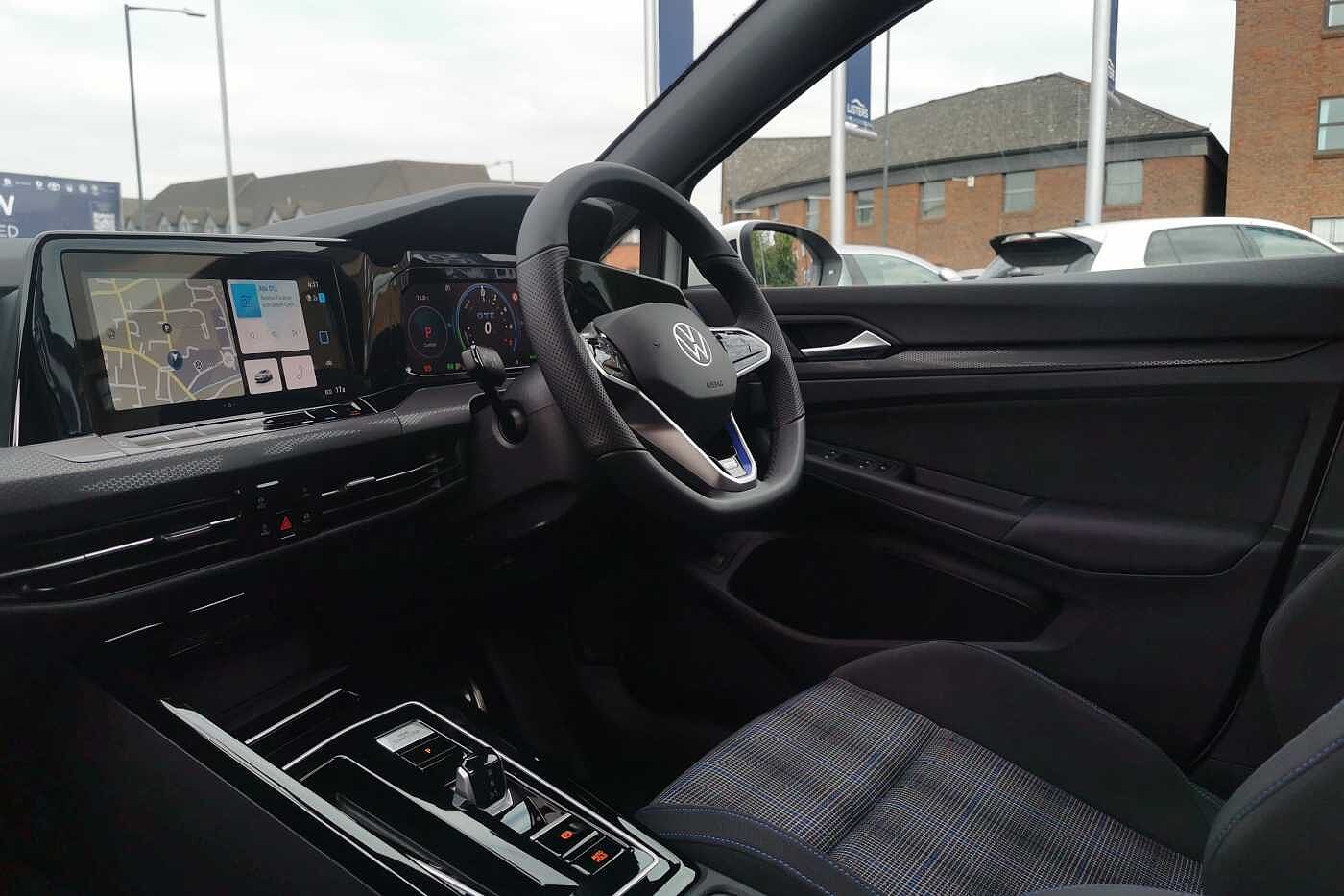 Used Volkswagen Golf 2025 for sale - 77177712: Photo 2