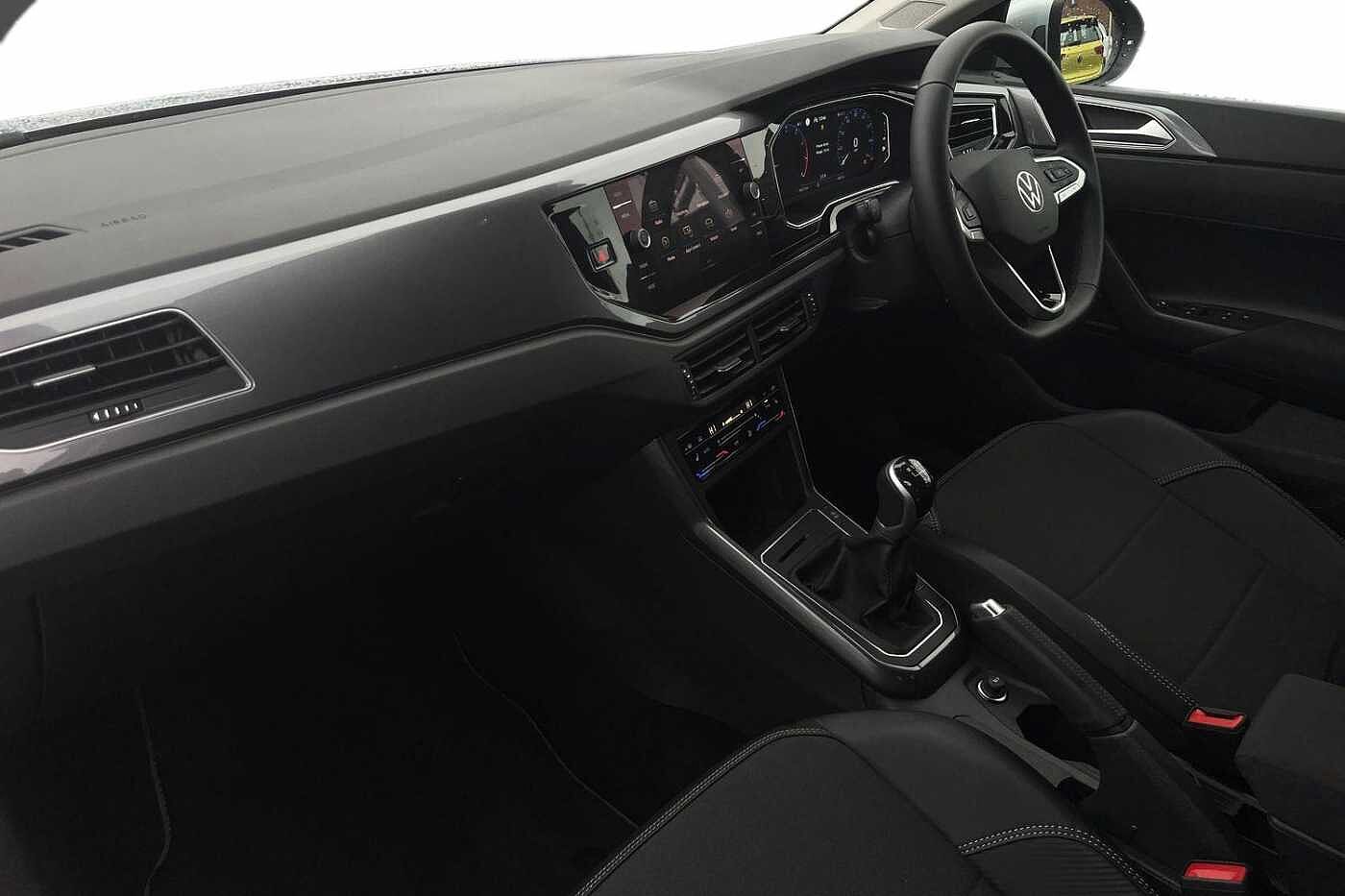 Used Volkswagen Taigo 2023 for sale - 77442073: Photo 2