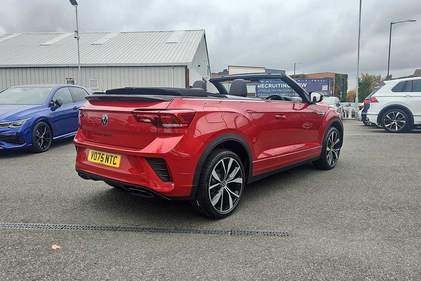 Used Volkswagen T-Roc 2025 for sale - 76176049: Photo 14