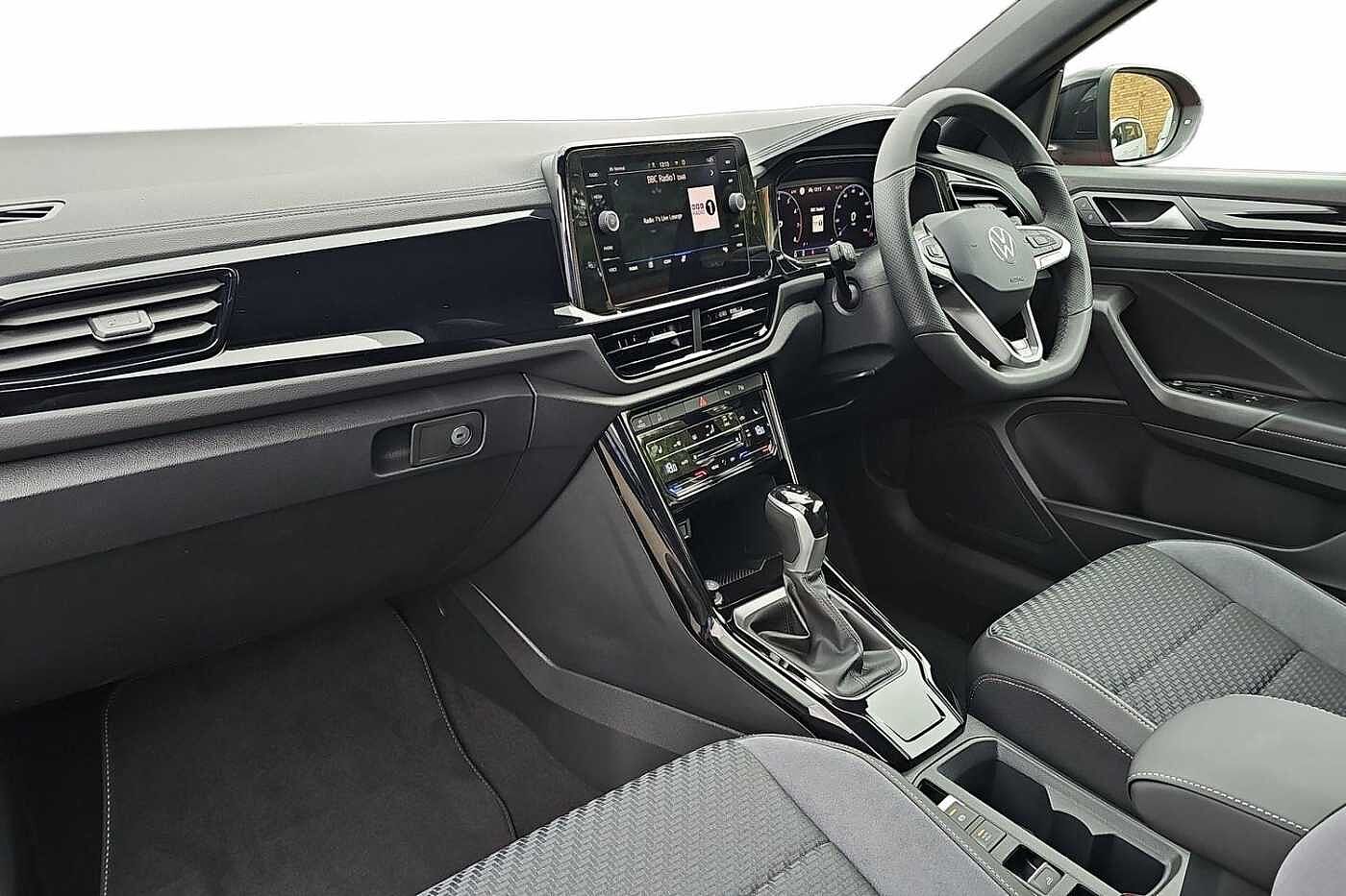 Used Volkswagen T-Roc 2025 for sale - 76176049: Photo 2