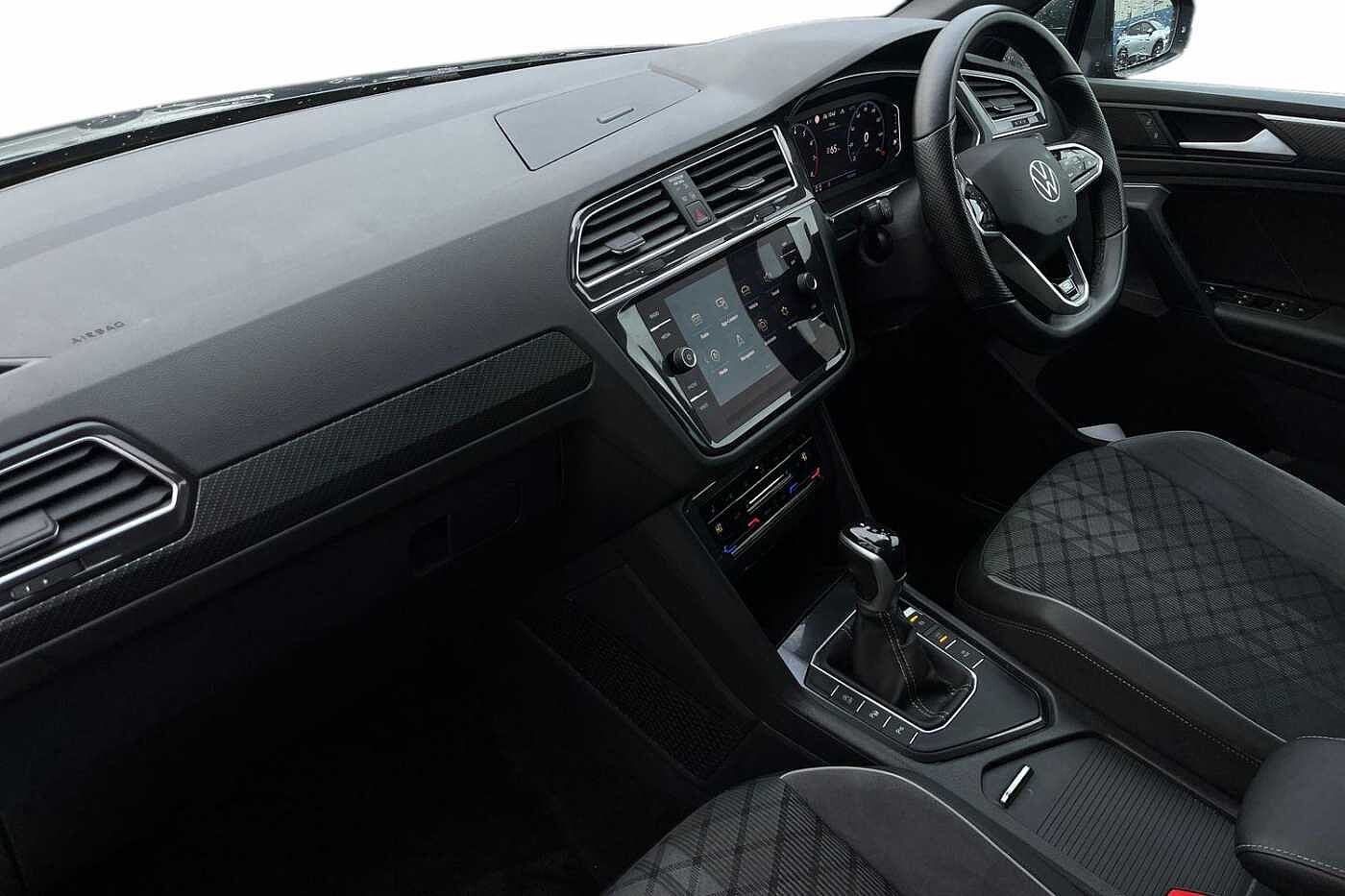 Used Volkswagen Tiguan 2023 for sale - 77427544: Photo 2