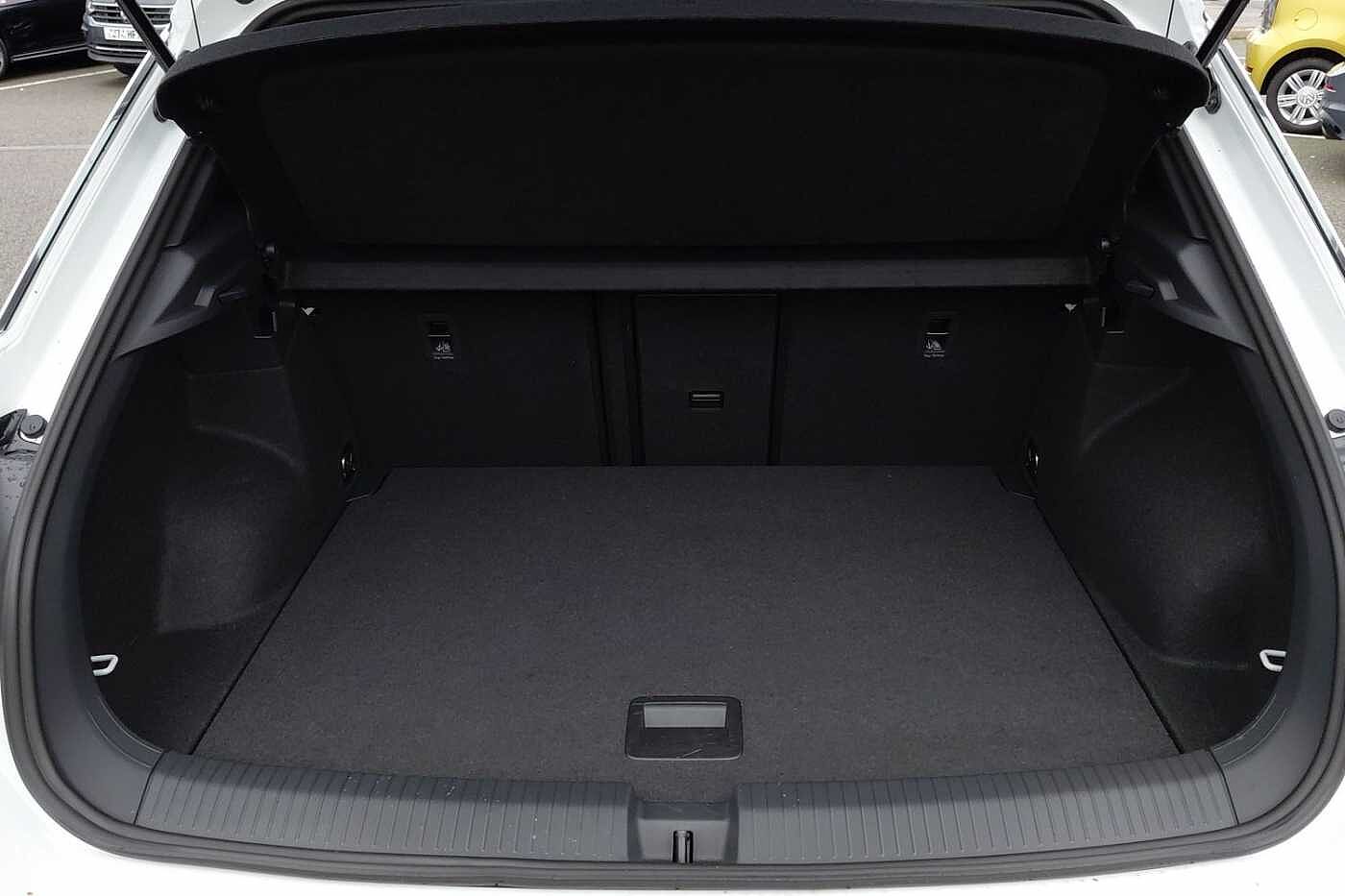 Used Volkswagen T-Roc 2025 for sale - 77177478: Photo 11