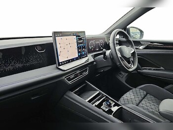 Used Volkswagen Tiguan 2025 for sale - 77177502: Photo