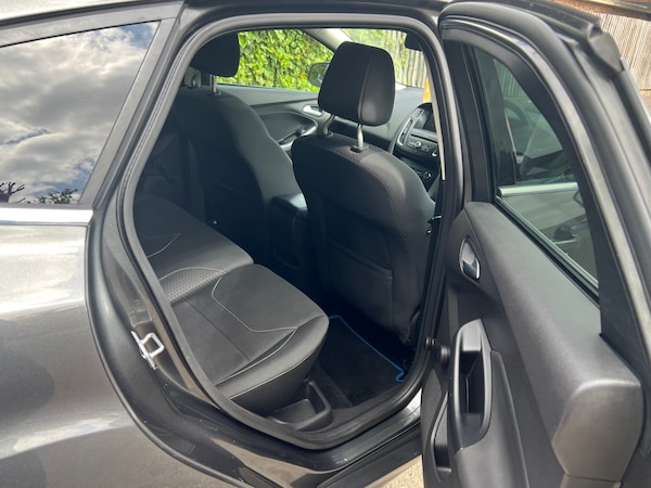 Used Ford Focus 2016 for sale - 74686235: Photo 11