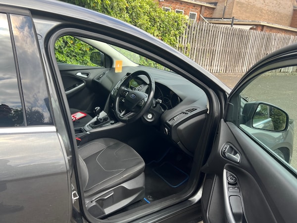 Used Ford Focus 2016 for sale - 74686235: Photo 9