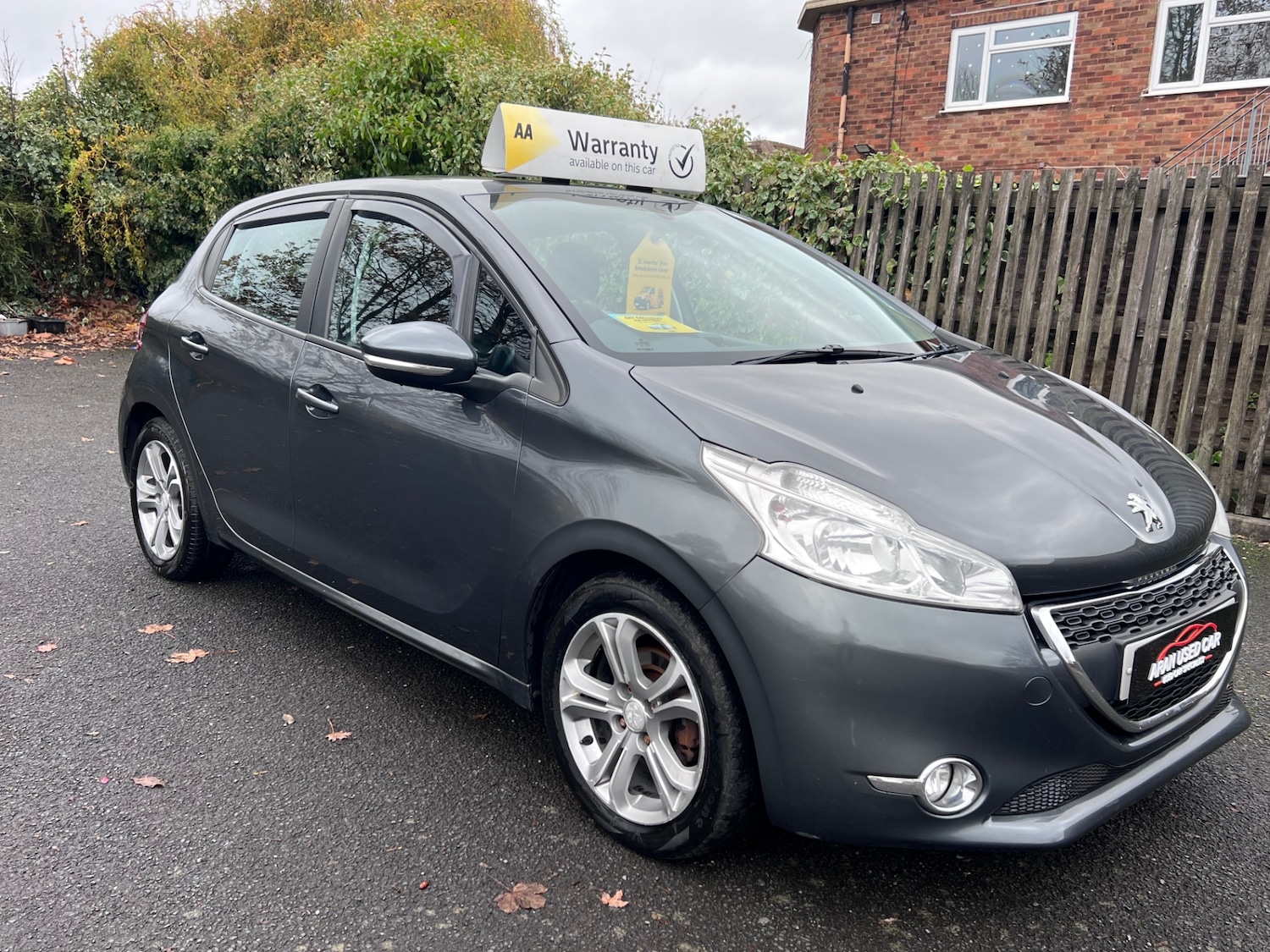 Used Peugeot 208 2012 for sale - 76560233: Photo 16