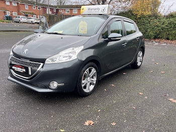 Used Peugeot 208 2012 for sale - 76560233: Photo
