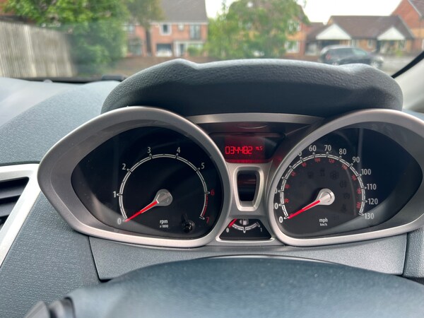 Used Ford Fiesta 2010 for sale - 74898324: Photo 18