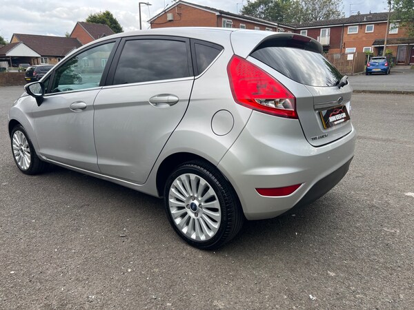 Used Ford Fiesta 2010 for sale - 74898324: Photo 30