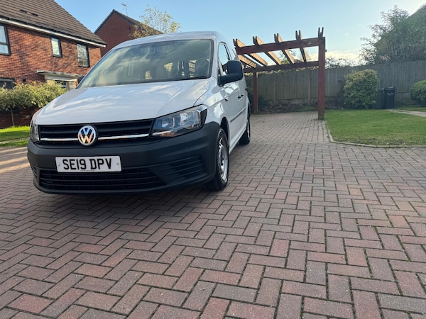 Used Volkswagen Caddy 2019 for sale - 74207703: Photo 2