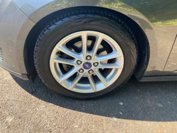 Used Ford Focus 2017 for sale - 74665311: Photo