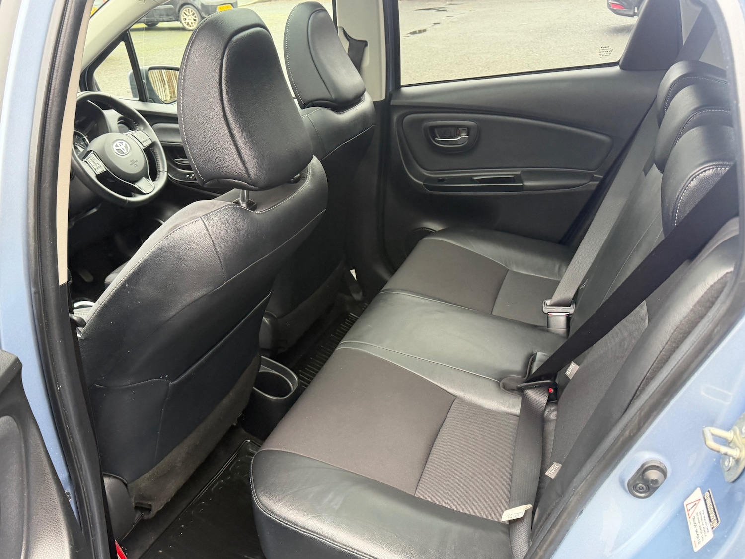 Used Toyota Yaris 2016 for sale - 77611379: Photo 23