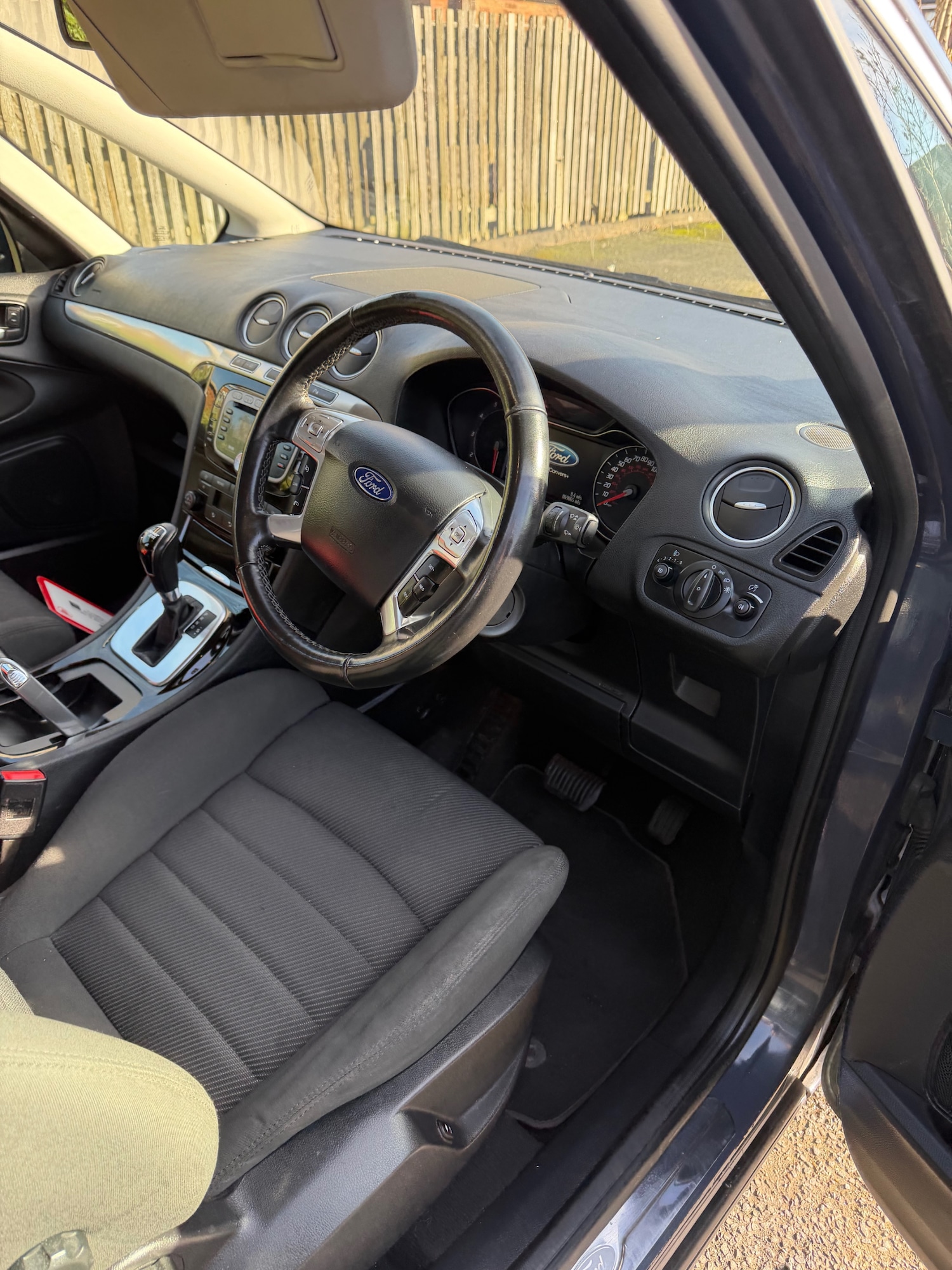 Used Ford S-Max 2014 for sale - 77573122: Photo 17