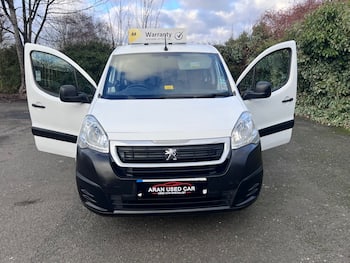 Used Peugeot Partner 2017 for sale - 79732092: Photo