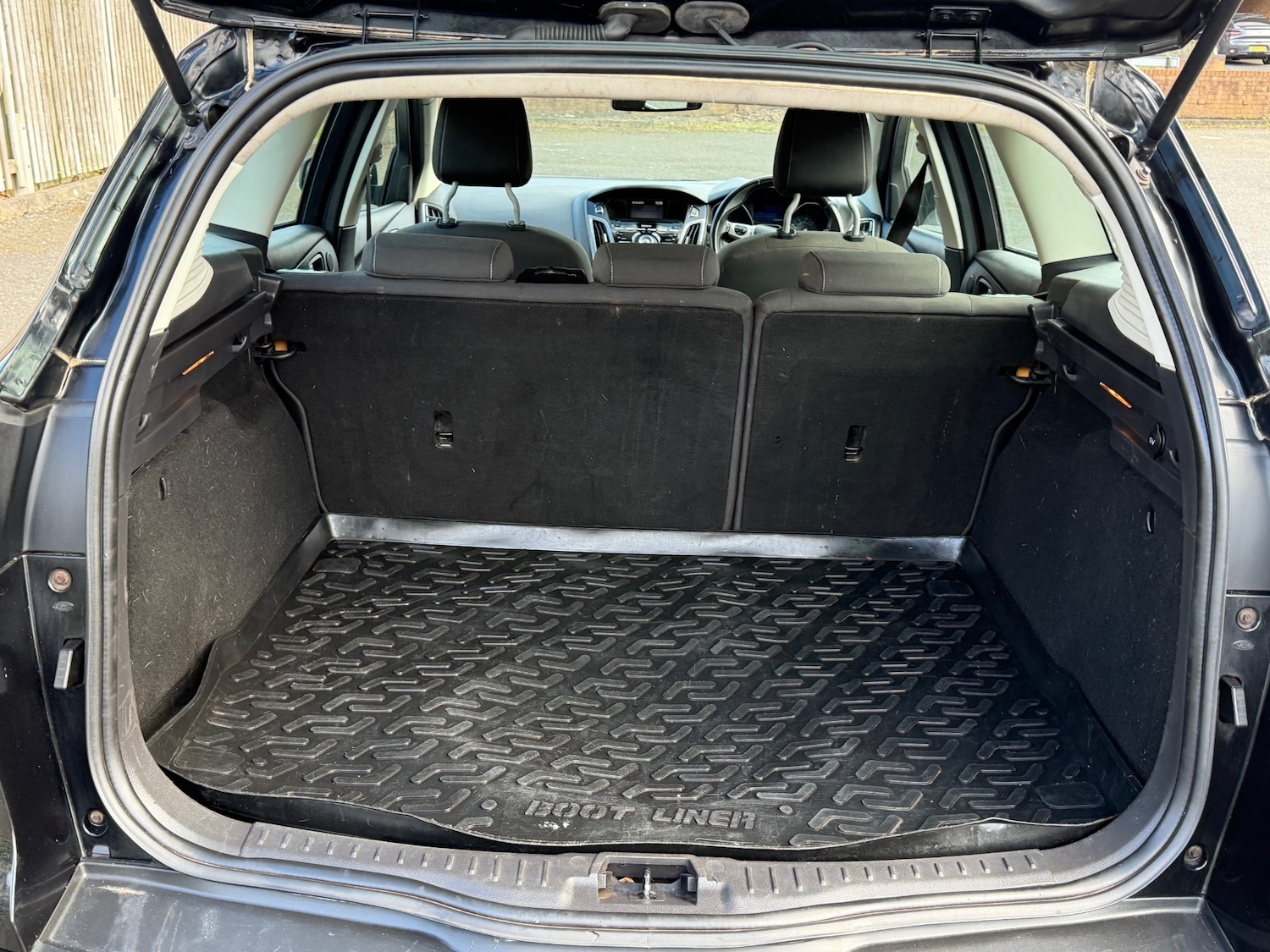 Used Ford Focus 2012 for sale - 78085689: Photo 24