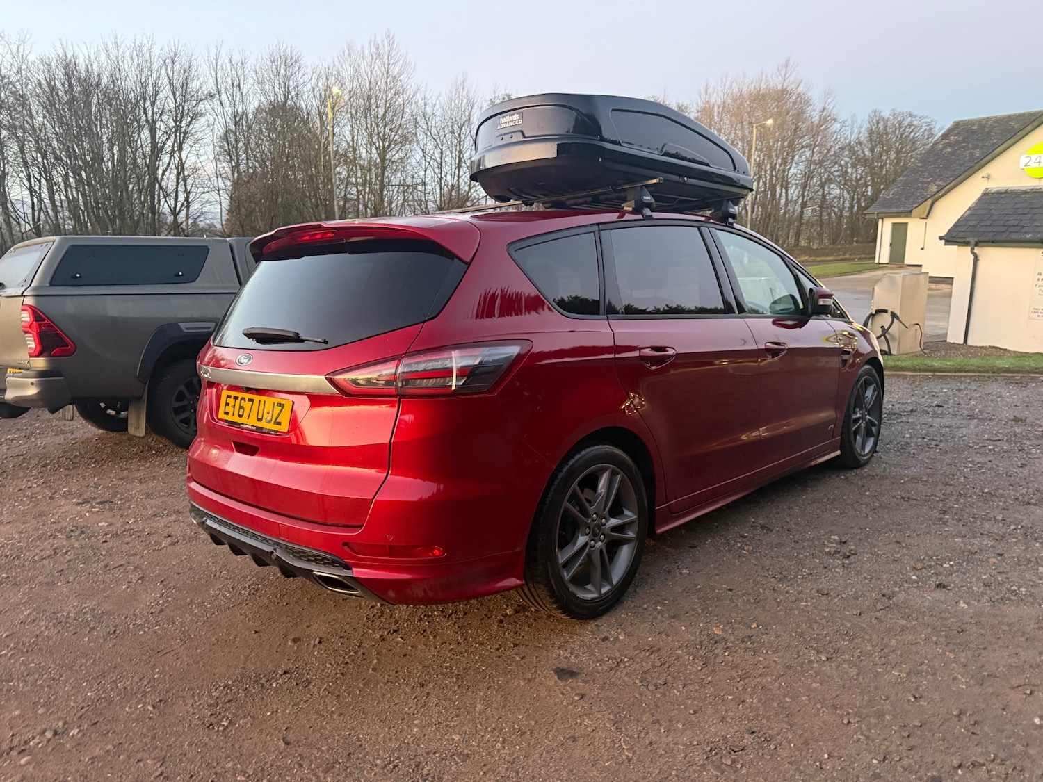 Used Ford S-Max 2018 for sale - 76961174: Photo 3