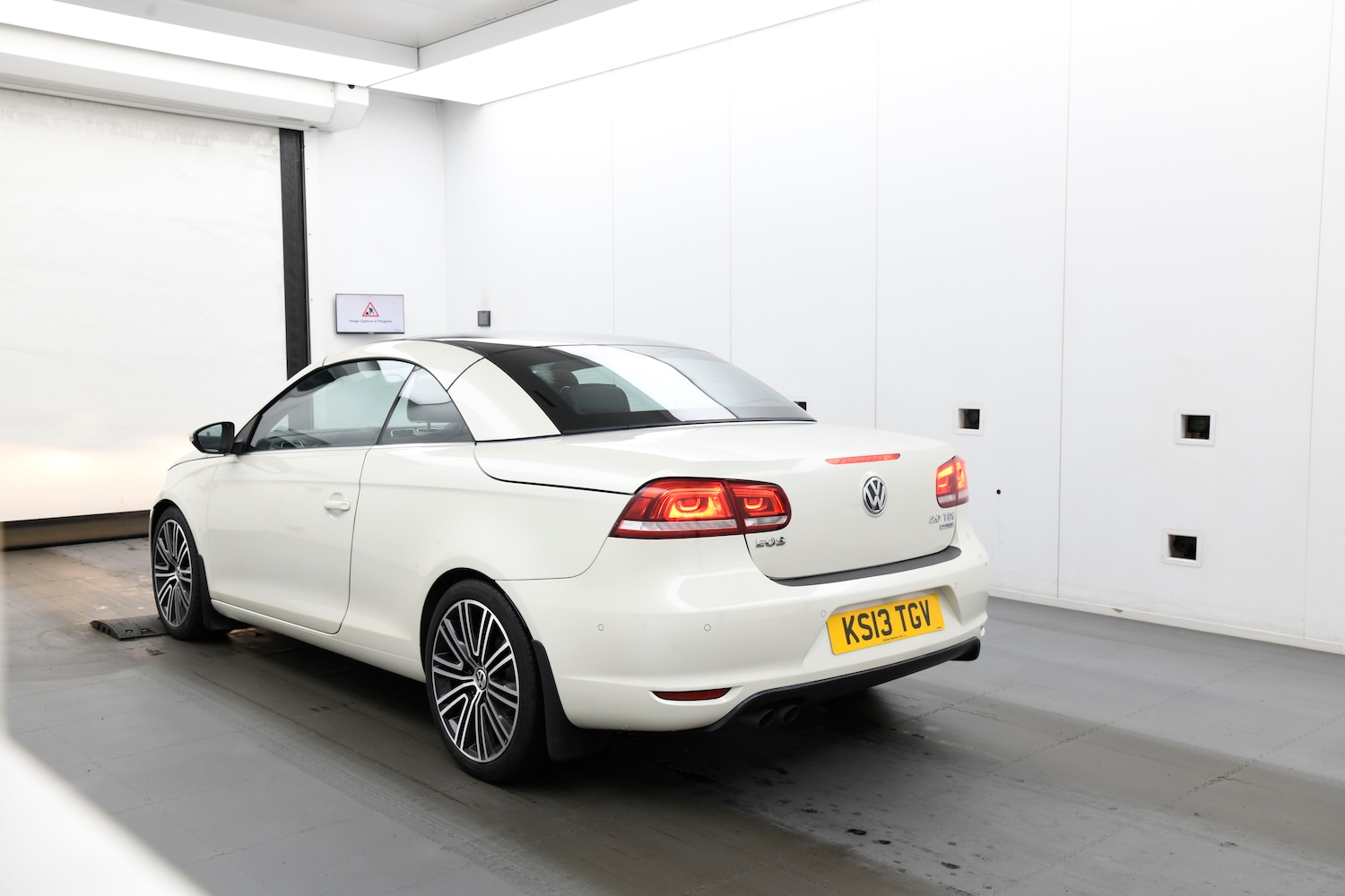 Used Volkswagen EOS 2013 for sale - 77224894: Photo 3