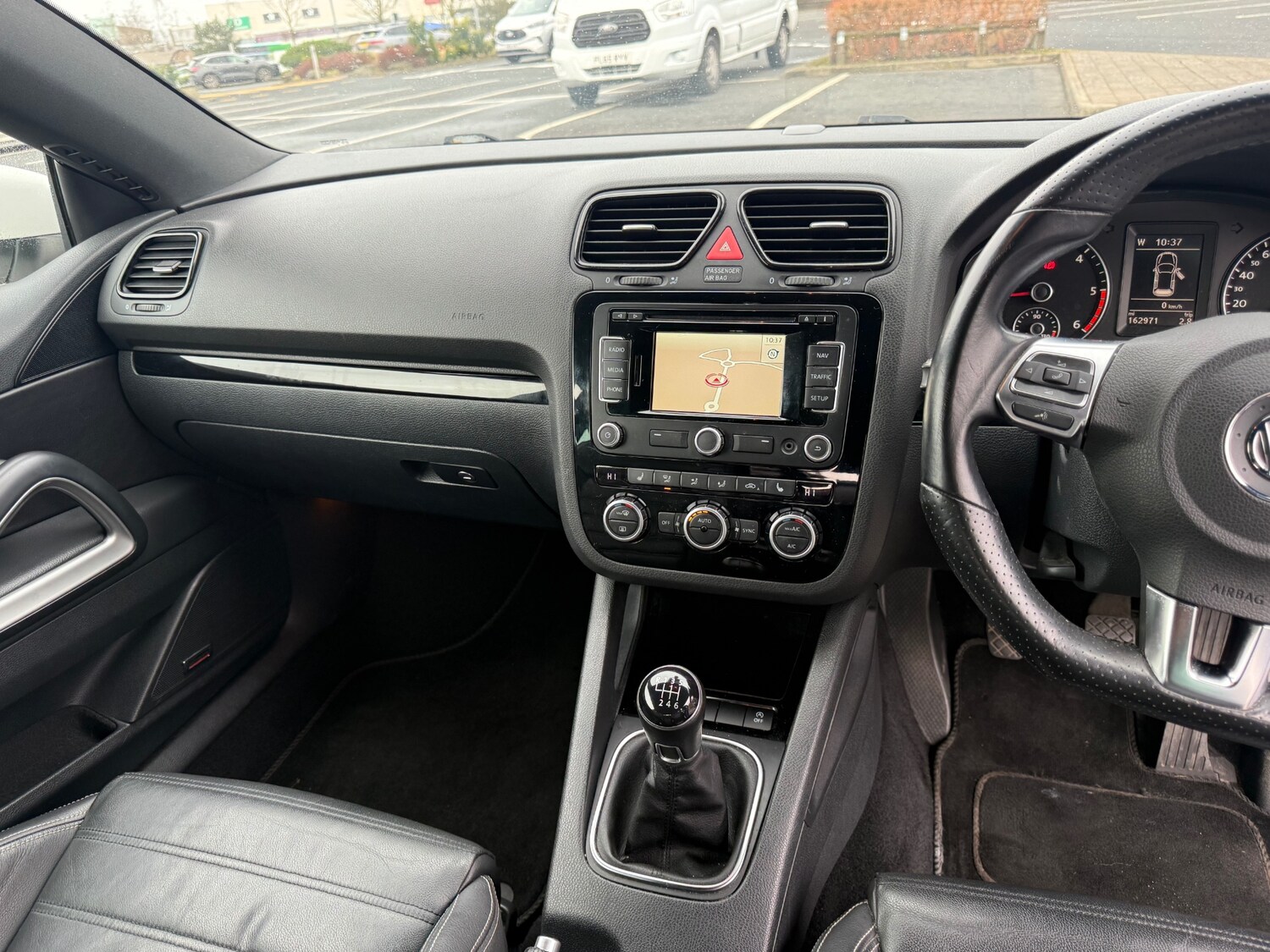 Used Volkswagen Scirocco 2012 for sale - 77813264: Photo 11