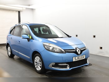 Used Renault Grand Scenic 2016 for sale - 76536964: Photo