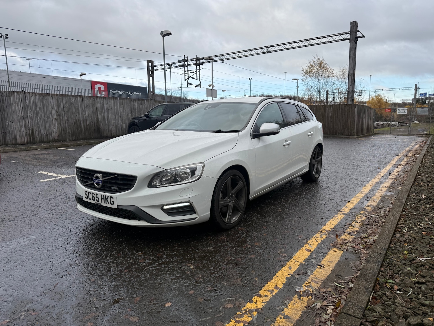 Used Volvo V60 2015 for sale - 76831229: Photo 7