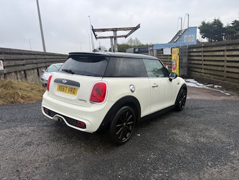 Used MINI Hatch 2018 for sale - 77240283: Photo