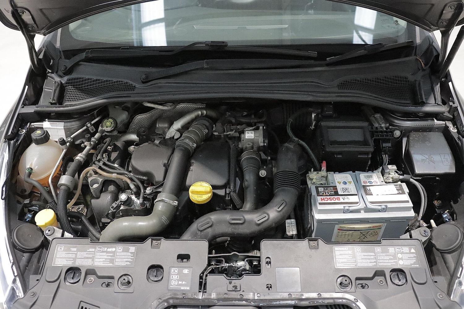 Used Renault Clio 2015 for sale - 76432550: Photo 28