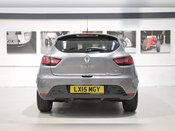 Used Renault Clio 2015 for sale - 76432550: Photo
