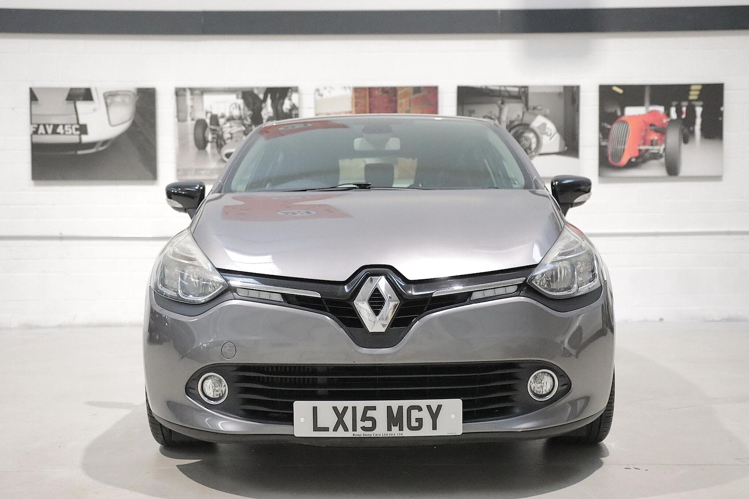 Used Renault Clio 2015 for sale - 76432550: Photo 8