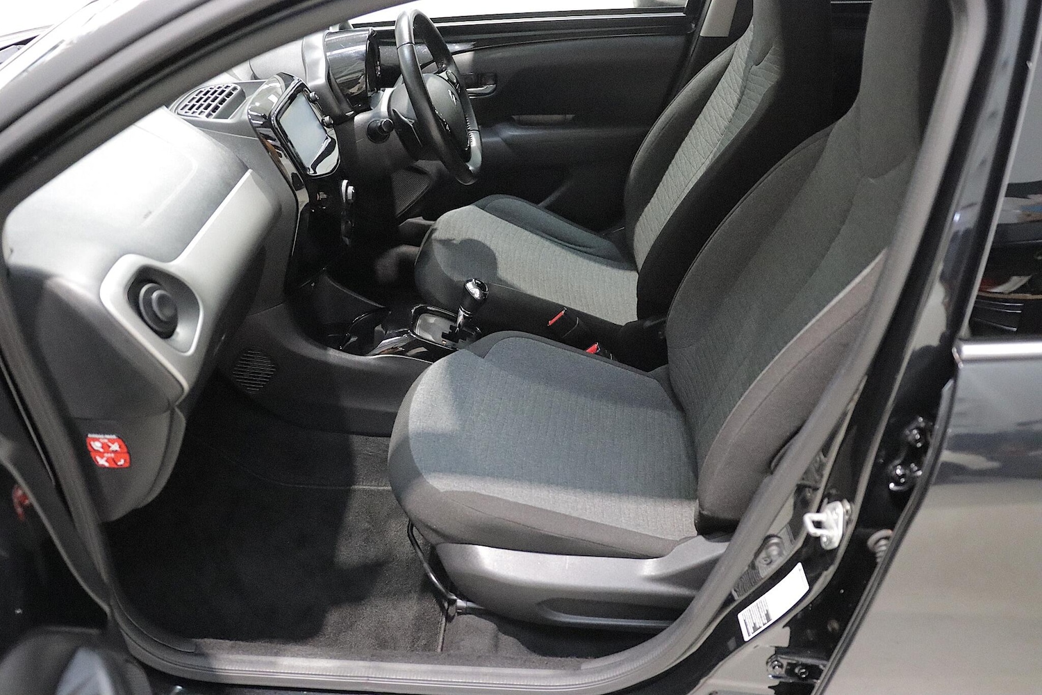 Used Citroen C1 2016 for sale - 76485173: Photo 11