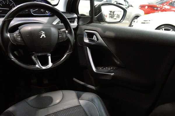 Used Peugeot 2008 2019 for sale - 76227706: Photo 25