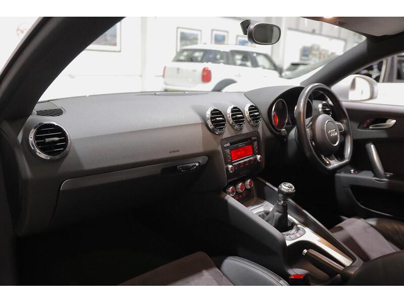 Used Audi TT 2012 for sale - 76968403: Photo 12