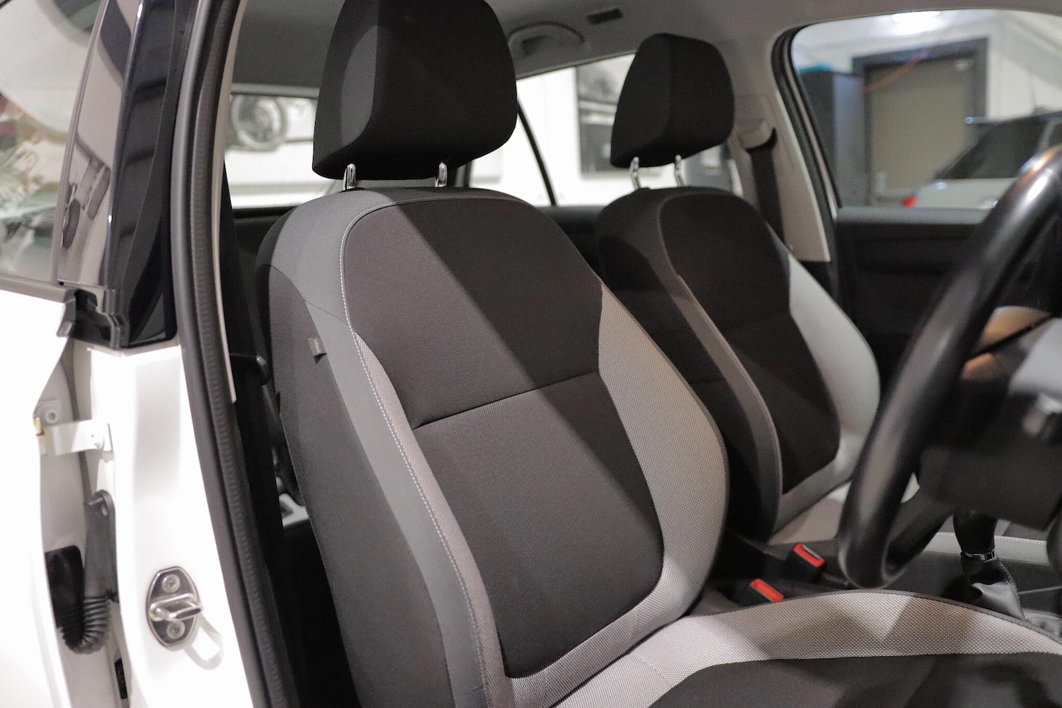 Used Skoda Fabia 2015 for sale - 76398168: Photo 13