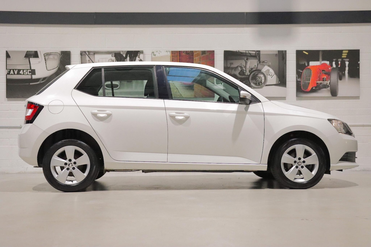 Used Skoda Fabia 2015 for sale - 76398168: Photo 2