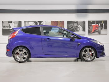 Used Ford Fiesta 2013 for sale - 76398814: Photo