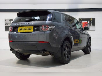 Used Land Rover Discovery Sport 2016 for sale - 75941234: Photo