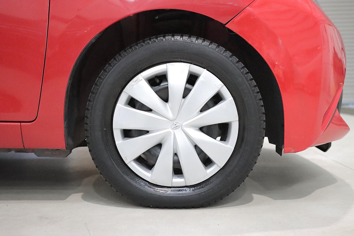 Used Toyota AYGO 2015 for sale - 76425852: Photo 25