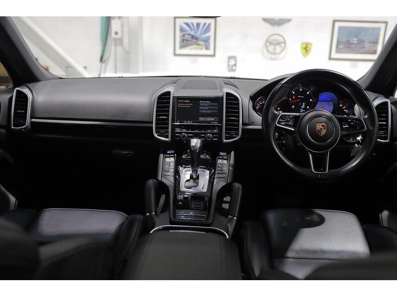 Used Porsche Cayenne 2015 for sale - 77180761: Photo 10