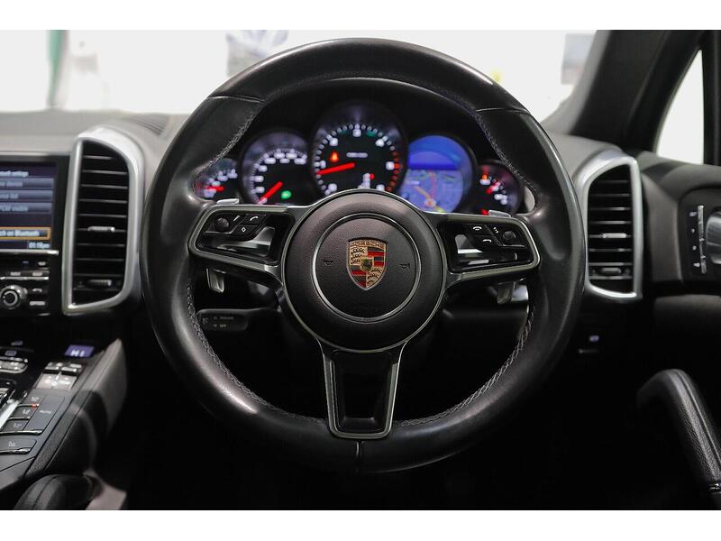 Used Porsche Cayenne 2015 for sale - 77180761: Photo 17