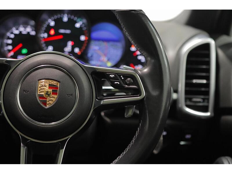 Used Porsche Cayenne 2015 for sale - 77180761: Photo 19