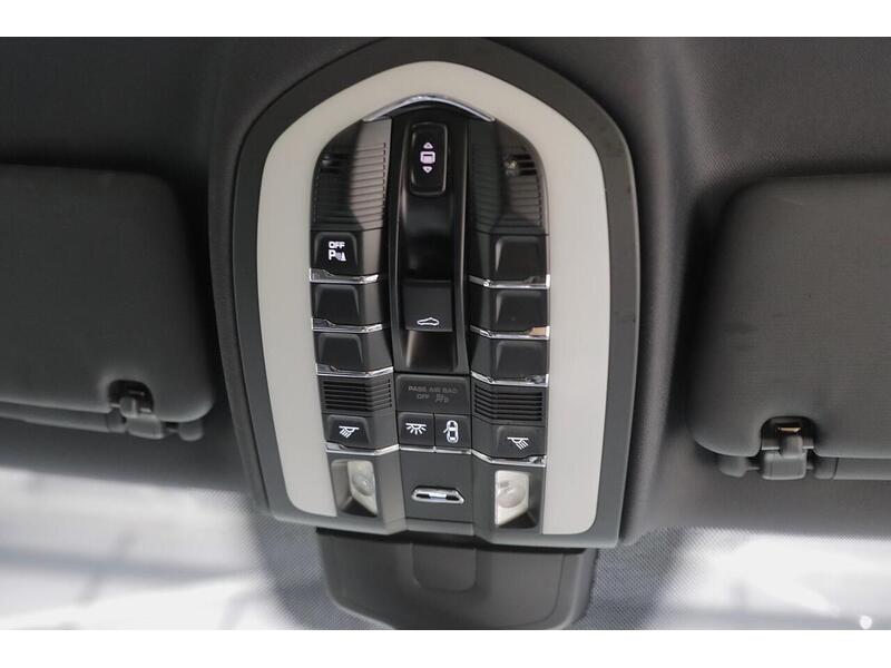 Used Porsche Cayenne 2015 for sale - 77180761: Photo 28