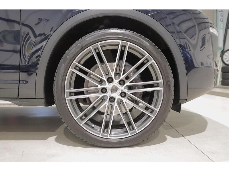 Used Porsche Cayenne 2015 for sale - 77180761: Photo 30