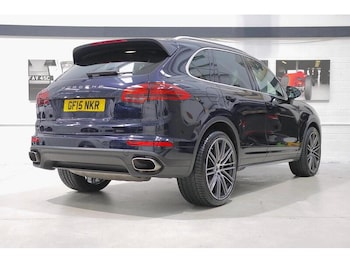 Used Porsche Cayenne 2015 for sale - 77180761: Photo