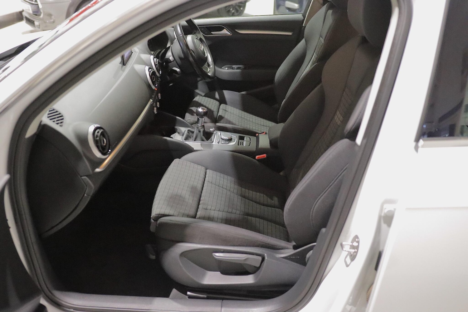 Used Audi A3 2014 for sale - 76472918: Photo 11