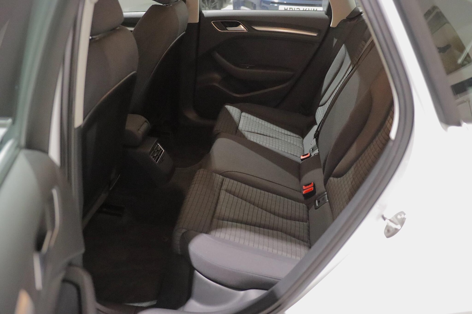 Used Audi A3 2014 for sale - 76472918: Photo 12