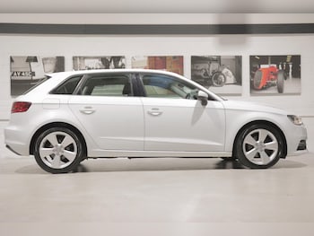 Used Audi A3 2014 for sale - 76472918: Photo