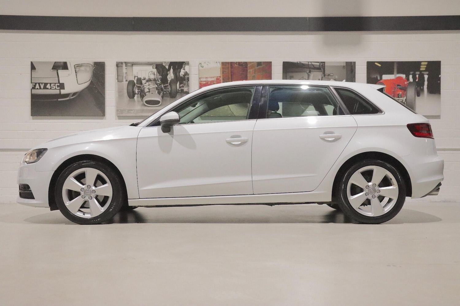 Used Audi A3 2014 for sale - 76472918: Photo 6